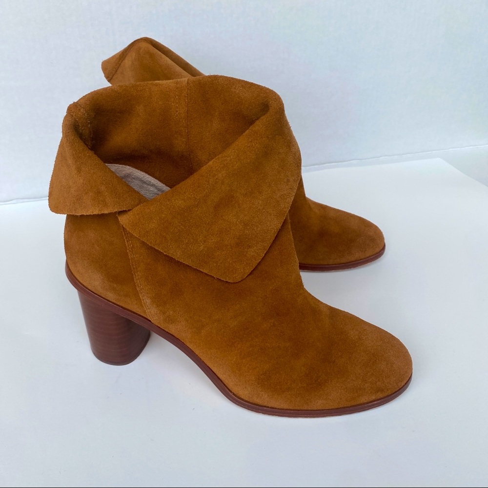 Pour La Victoire Camel Cognac Fold Over Top Booties Size 9 Block Heel - Picture 1 of 10